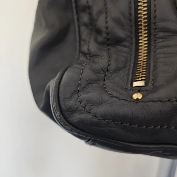 Marc Jacobs Petal to Metal Voyage - Picture 3 of 4